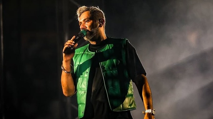 Paaji on stage in Delhi.